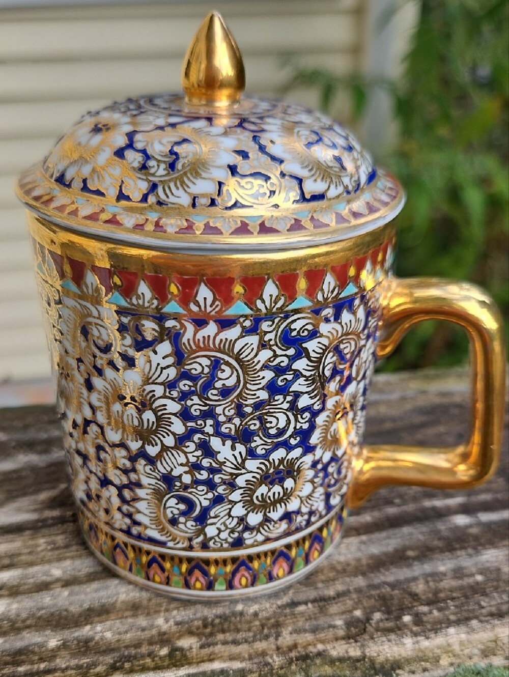 Vintage Thai Benjarong Lidded Mugs - Cobalt Blue & 22K Gold Hand-Painted - Pair - Picture 5 of 15